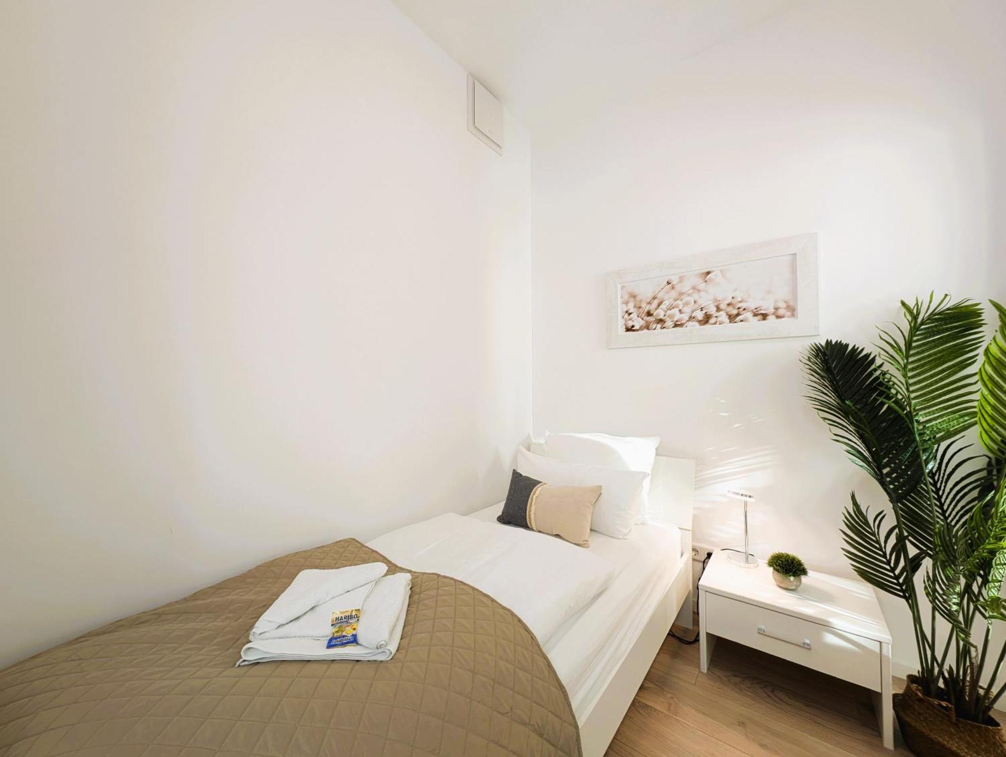Bohnapartments - Nordkap-Suiten - Gratis Parkplatz - Moderner Neubau - Erdgeschoss - Fussbodenheizung Erfurt Kültér fotó